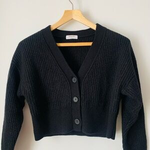Babaton Black Cropped Ribbed V-Neck Button Cardigan